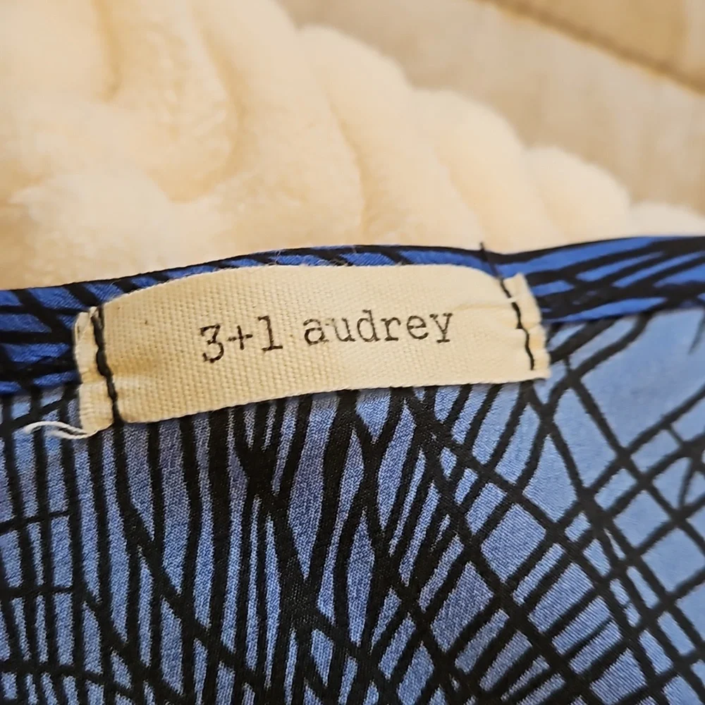 3+1 Audrey Paradise Blouse - Picture 7 of 8